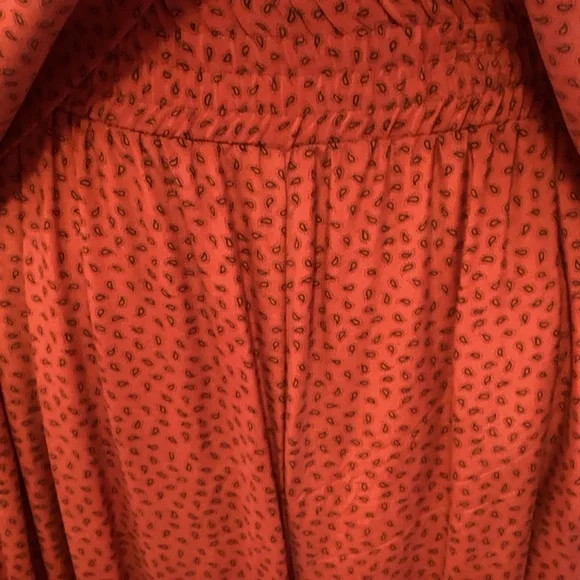 Ellen Tracy Chic Red Silk Pantsuit - Picture 2 of 16